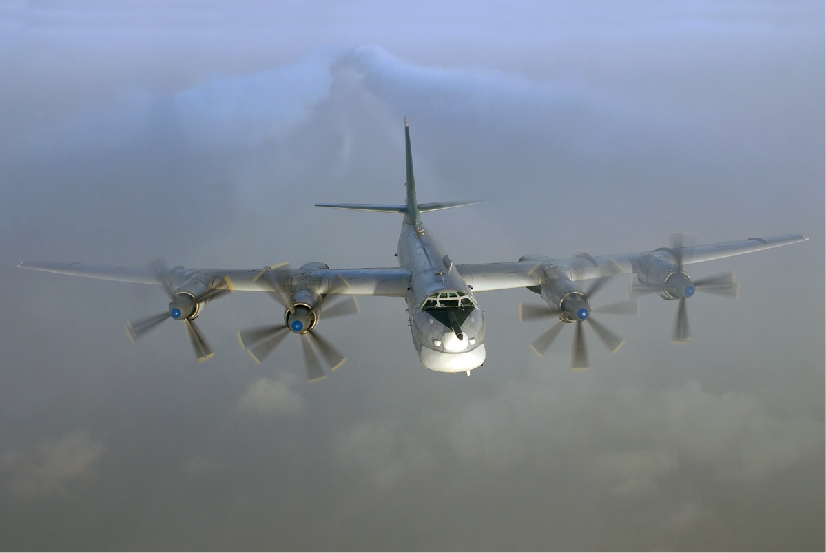 tu-95 at fly